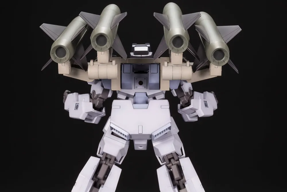 Rise of Gunpla Kotobukiya|Frame Arms^FRAME ARMS 1/100 : TYPE 32 MODEL 3 GOU-RAI WITH IMPROVED HAWK