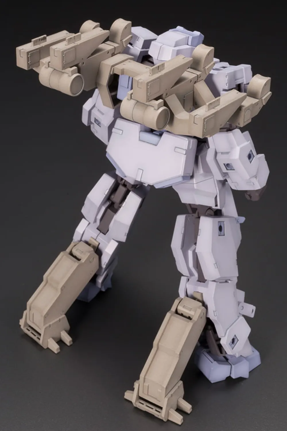 Rise of Gunpla Kotobukiya|Frame Arms^FRAME ARMS 1/100 : TYPE 32 MODEL 3 GOU-RAI WITH IMPROVED HAWK